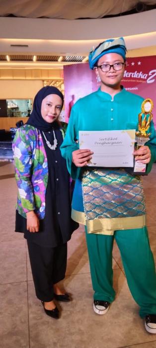 SMPN 53 Batam meraih Juara Harapan dalam Kegiatan Melayu Merdeka